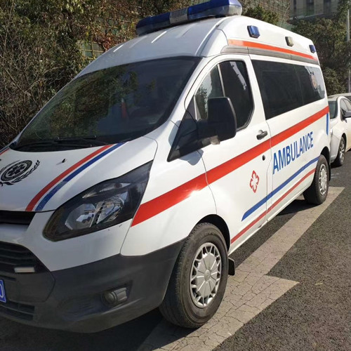 马尔康品质救护车出租,为您的健康出行负责