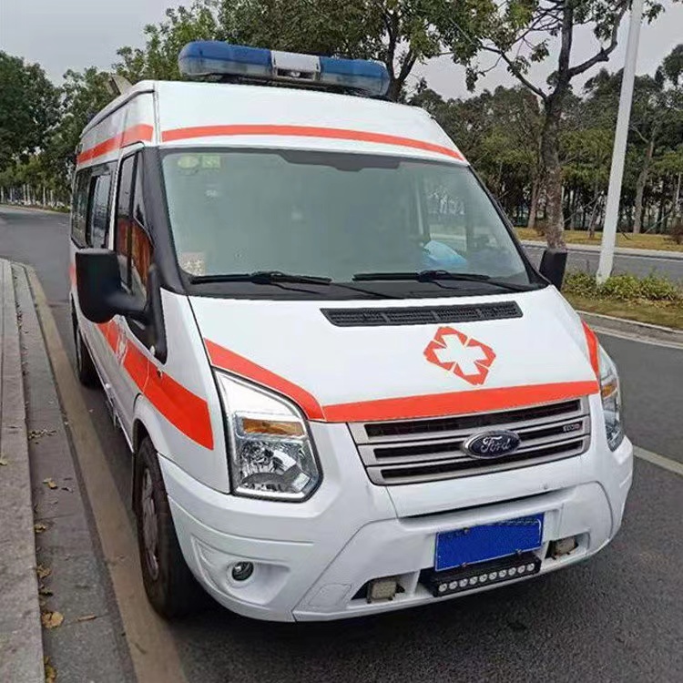 马尔康用途不同，救护车装备标准也不同